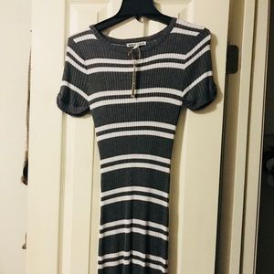Juniors fitted stripped dress